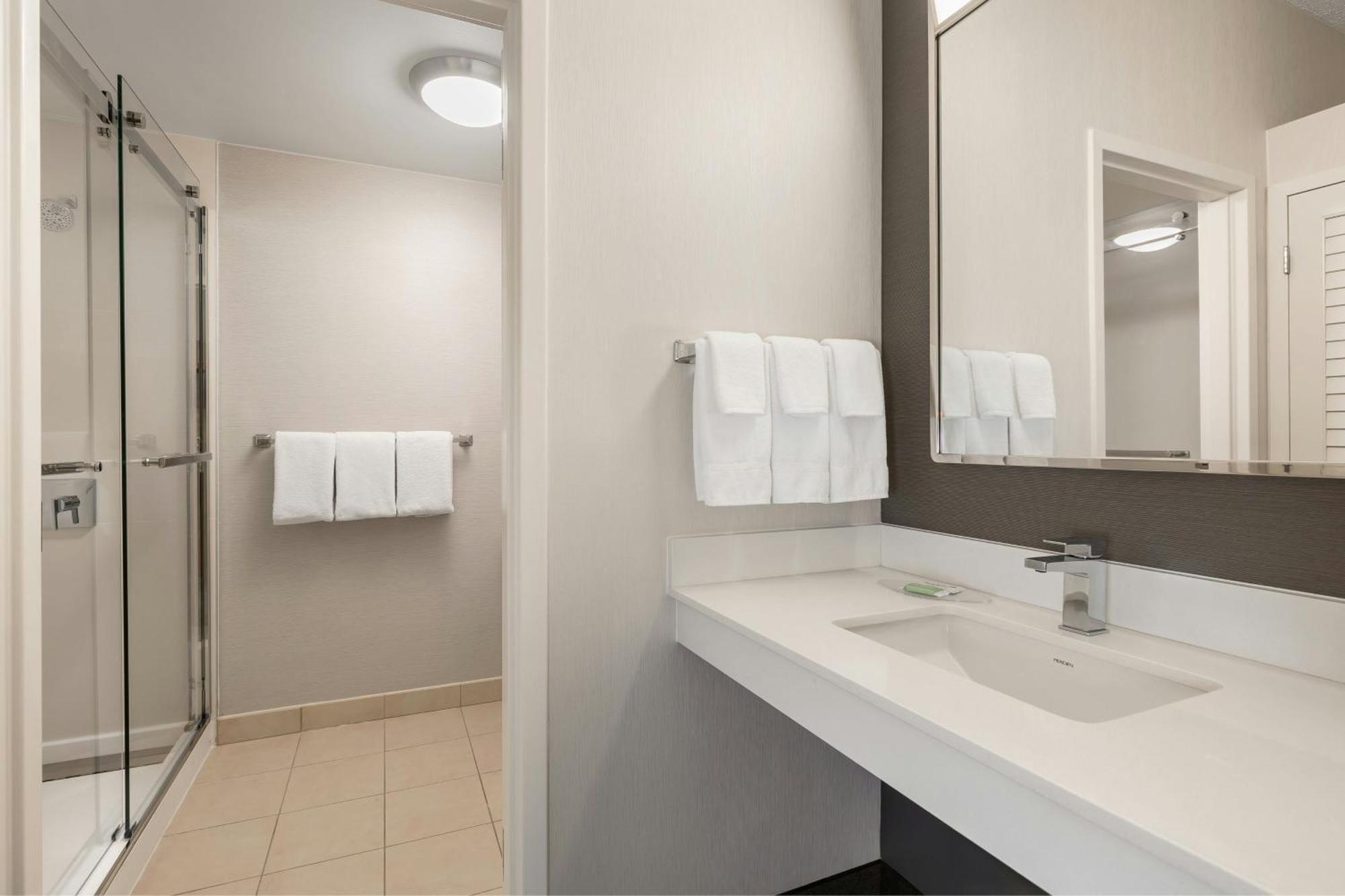 Courtyard By Marriott Minneapolis-St. Paul Airport Mendota Heights Eksteriør billede