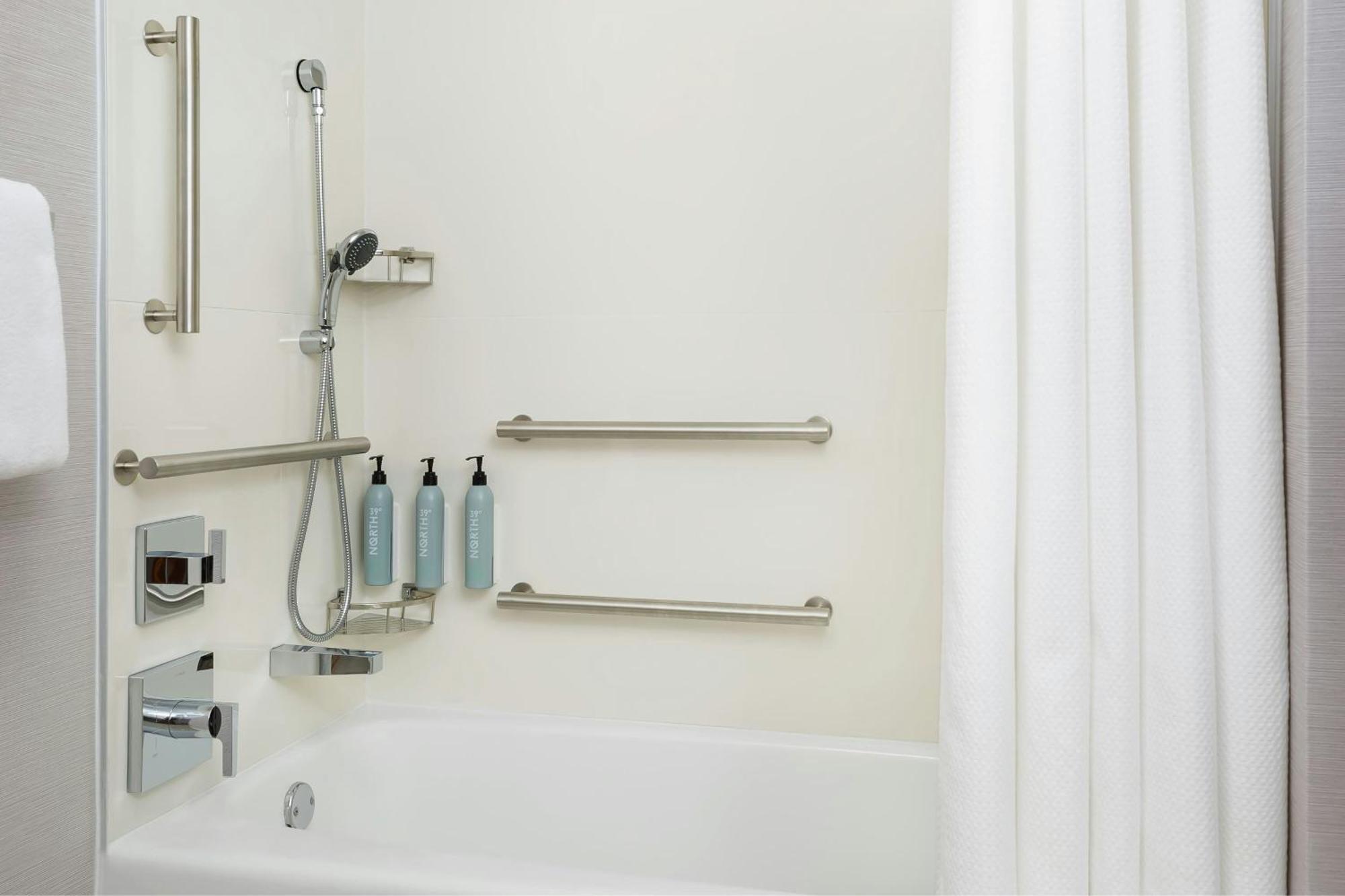 Courtyard By Marriott Minneapolis-St. Paul Airport Mendota Heights Eksteriør billede