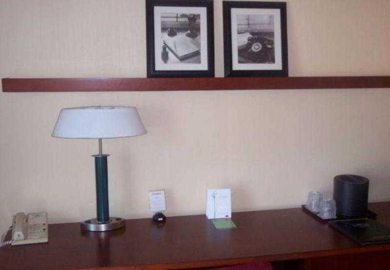 Courtyard By Marriott Minneapolis-St. Paul Airport Mendota Heights Værelse billede